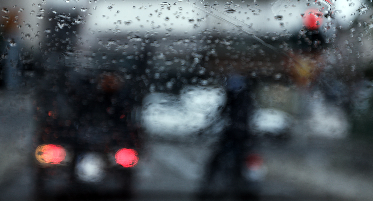 Επιδείνωση του καιρού με ισχυρές βροχές και καταιγίδες &#8211;  Οι οδηγίες της Πολιτικής Προστασίας 