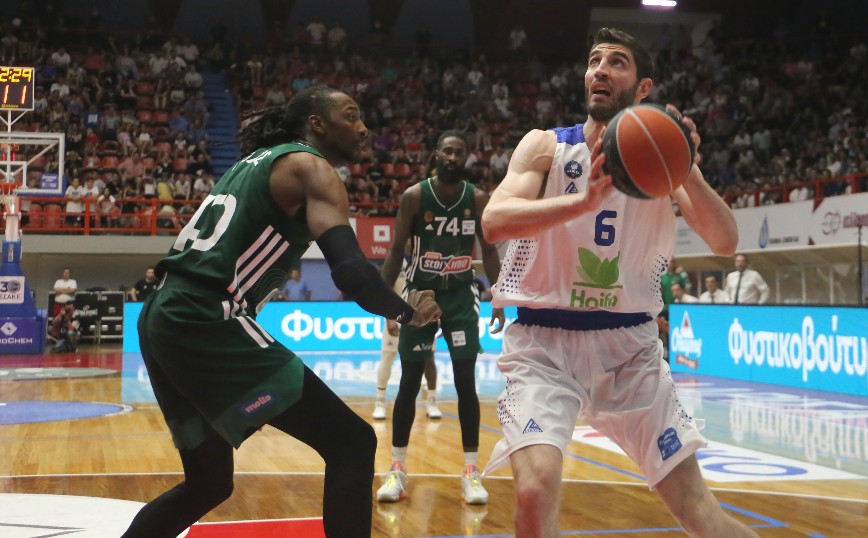 Basket League: Η Λάρισα νίκησε πάλι τον Παναθηναϊκό και έκανε το 2-2 στους ημιτελικούς