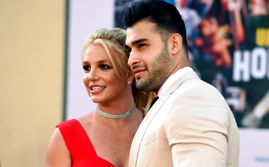 Britney Spears: Ντύνεται νύφη η ποπ σταρ στο πλευρό του Σαμ Ασγκαρί