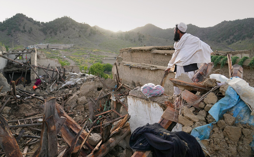 Φονικός σεισμός στο Αφγανιστάν: Σταματούν οι έρευνες για επιζώντες – Τουλάχιστον 1.000 οι νεκροί