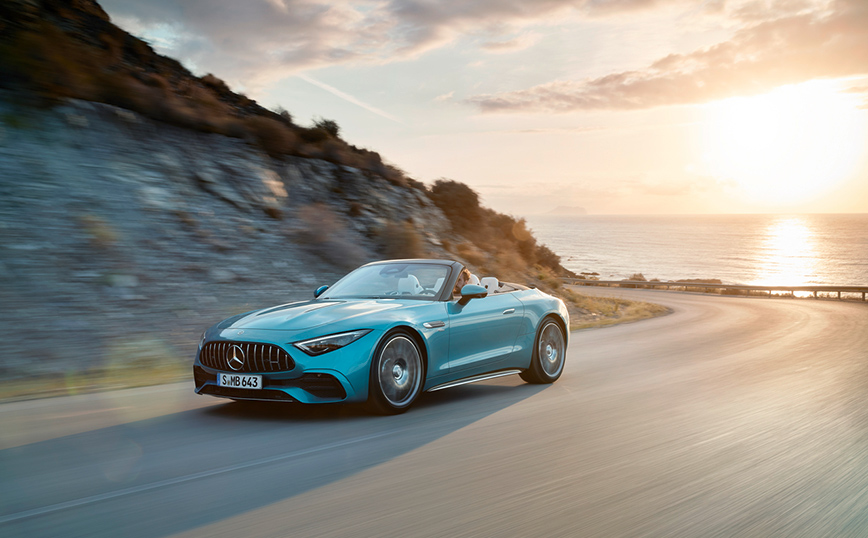 Mercedes-AMG SL 43: Με δίλιτρο κινητήρα 381 ίππων και τεχνολογία από τη Formula 1