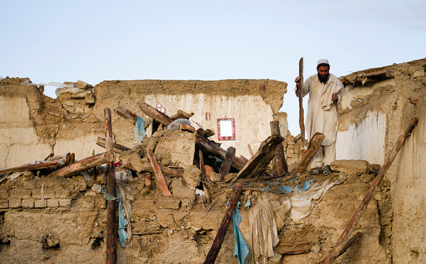 Μετά τον σεισμό οι καταιγίδες στο Αφγανιστάν: Χωρίς σπίτι, φαγητό και νερό οι κάτοικοι