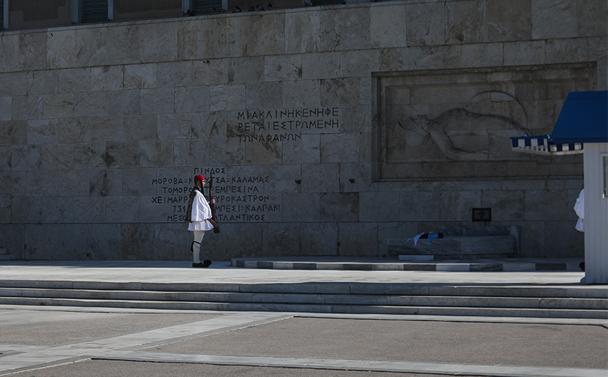 Μνημείο Άγνωστου Στρατιώτη: Ηχητικό αφιέρωμα για τους άγνωστους πεσόντες – «Τα ωραιότερα λόγια που ειπώθηκαν ποτέ»