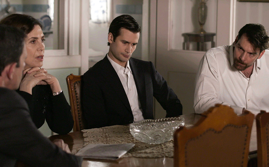 Άγριες Μέλισσες Άγριες Μέλισσες