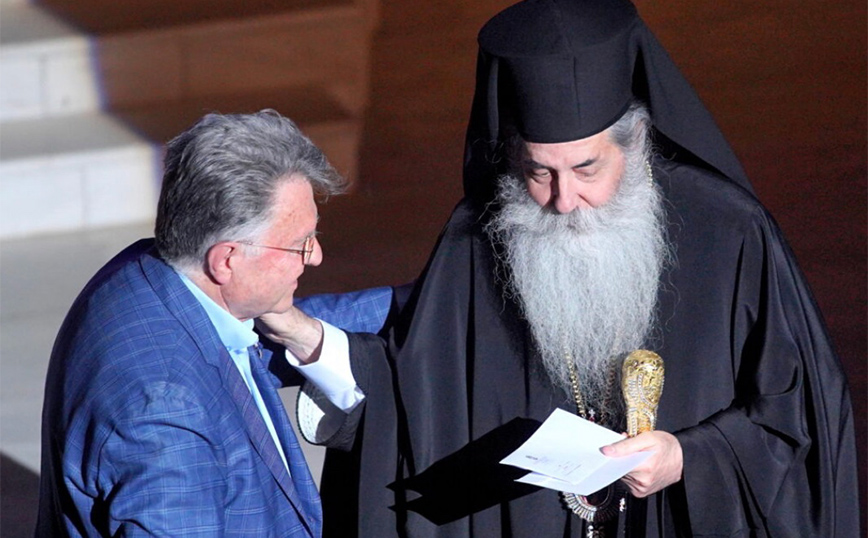 Σοφοκλής Ξυνής: Προσφορά 3 Υποτροφιών Σπουδών σε απόφοιτους Λυκείου των Εκπαιδευτηρίων της Ιεράς Μητρόπολης Πειραιώς