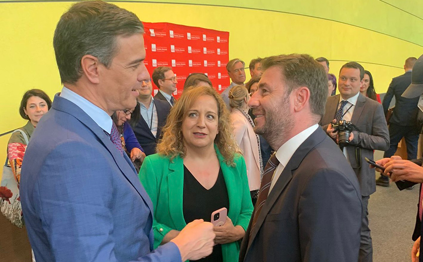 Νίκος Ανδρουλάκης: Συναντήθηκε με τον Ισπανό πρωθυπουργό, Πέδρο Σάντσεθ