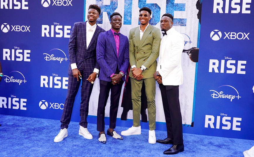 Πρεμιέρα της ταινίας για τη ζωή του Γιάννη Αντετοκούνμπο Πρεμιέρα της ταινίας για τη ζωή του Γιάννη Αντετοκούνμπο