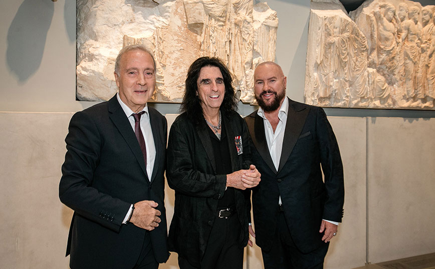 Επίσκεψη του Desmond Child και καλλιτεχνών στο Μουσείο της Ακρόπολης Επίσκεψη του Desmond Child και καλλιτεχνών στο Μουσείο της Ακρόπολης