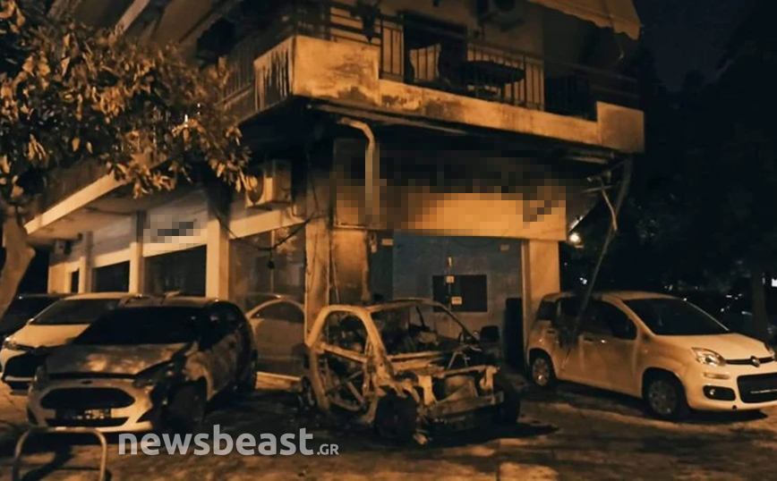 Εμπρησμός τα ξημερώματα σε έκθεση αυτοκινήτων Εμπρησμός τα ξημερώματα σε έκθεση αυτοκινήτων