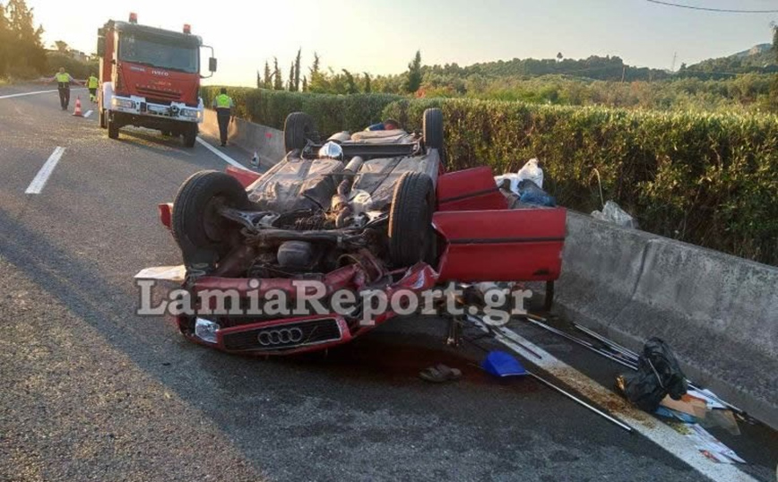 Τροχαίο στην εθνική Αθηνών - Λαμίας Τροχαίο στην εθνική Αθηνών - Λαμίας