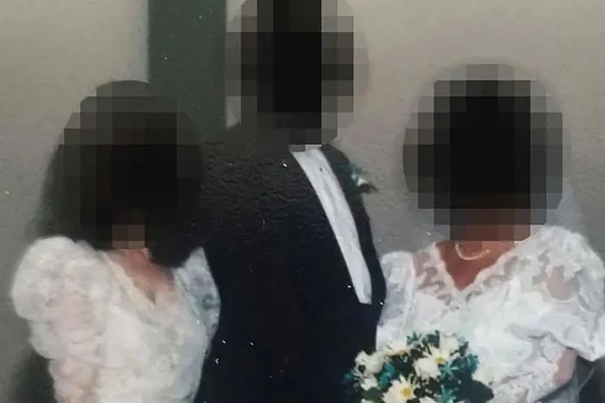 Η πεθερά έβαλε φόρεμα ίδιο με της νύφης στον γάμο – «Τόσο ανατριχιαστικό!»