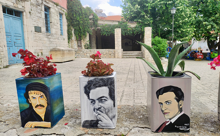 Γλάστρες με πορτραίτα Ελλήνων καλλιτεχνών στην Άφυτο Χαλκιδικής Γλάστρες με πορτραίτα Ελλήνων καλλιτεχνών στην Άφυτο Χαλκιδικής