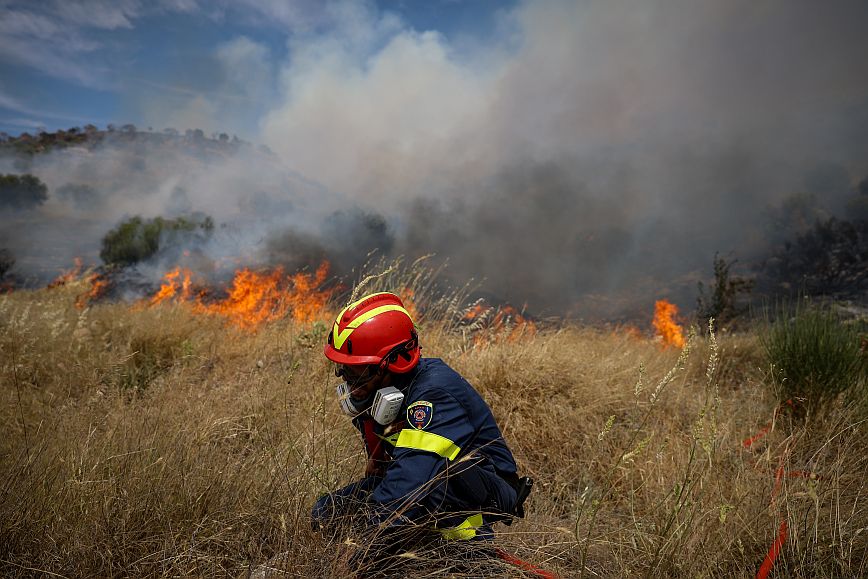 Φωτιά τώρα στην Ηλεία &#8211; Στη μάχη με τις φλόγες ένα ελικόπτερο