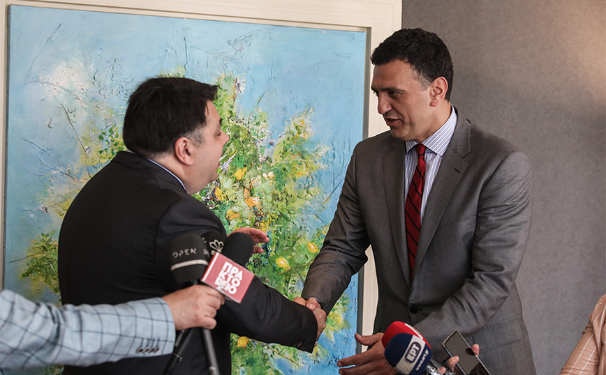 Συνάντηση Βασίλη Κικίλια με τον Τζωρτζ Τσούνη Συνάντηση Βασίλη Κικίλια με τον Τζωρτζ Τσούνη