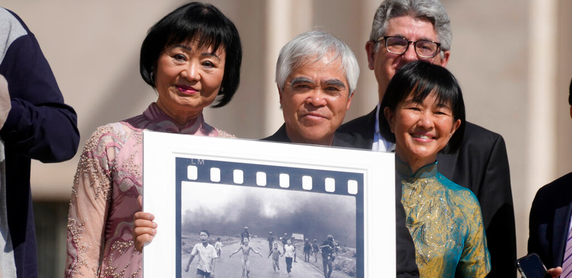 Το «κορίτσι Ναπάλμ» 50 χρόνια μετά: Η ιστορία της πιο καθοριστικής φωτογραφίας του πολέμου του Βιετνάμ