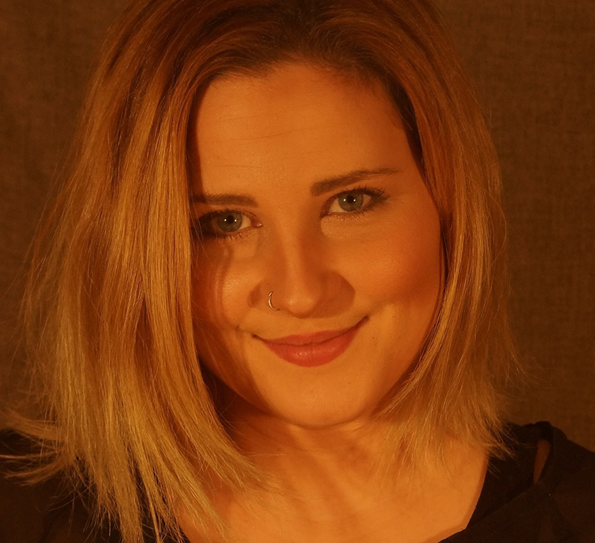 Μρρία Χριστίνα Σμυρναίου