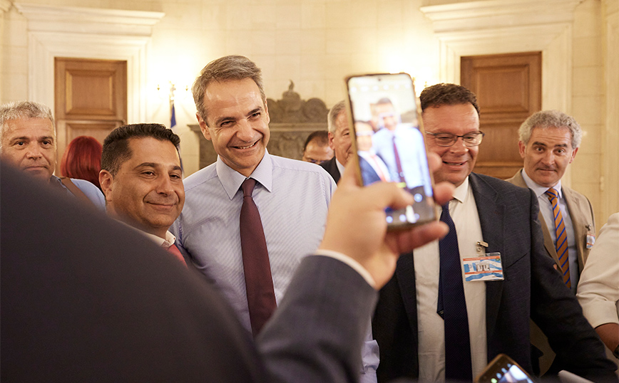 Συνάντηση με δημάρχους Συνάντηση με δημάρχους