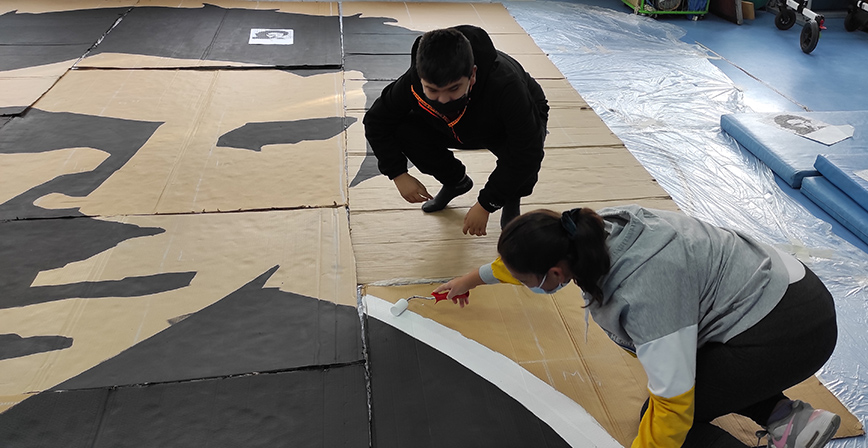 Στην Ξάνθη το μεγαλύτερο πορτραίτο του Μίκη Θεοδωράκη Στην Ξάνθη το μεγαλύτερο πορτραίτο του Μίκη Θεοδωράκη