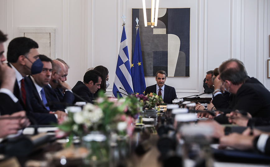 Κυριάκος Μητσοτάκης στο υπουργικό Κυριάκος Μητσοτάκης στο υπουργικό