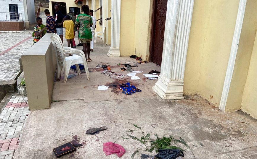 Νιγηρία: 21 οι νεκροί από την επίθεση ενόπλων σε εκκλησία