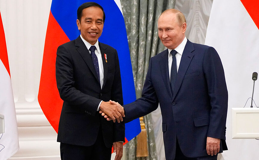 «Παρέδωσα στον Πούτιν μήνυμα από τον Ζελένσκι» λέει ο πρόεδρος της Ινδονησίας