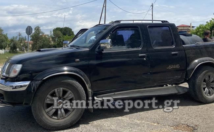 Περιπολικό συγκρούστηκε με αγροτικό στη Λαμία Περιπολικό συγκρούστηκε με αγροτικό στη Λαμία