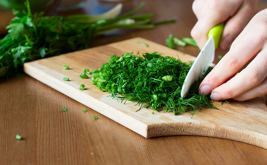 Κόψιμο βοτάνων Κόψιμο βοτάνων