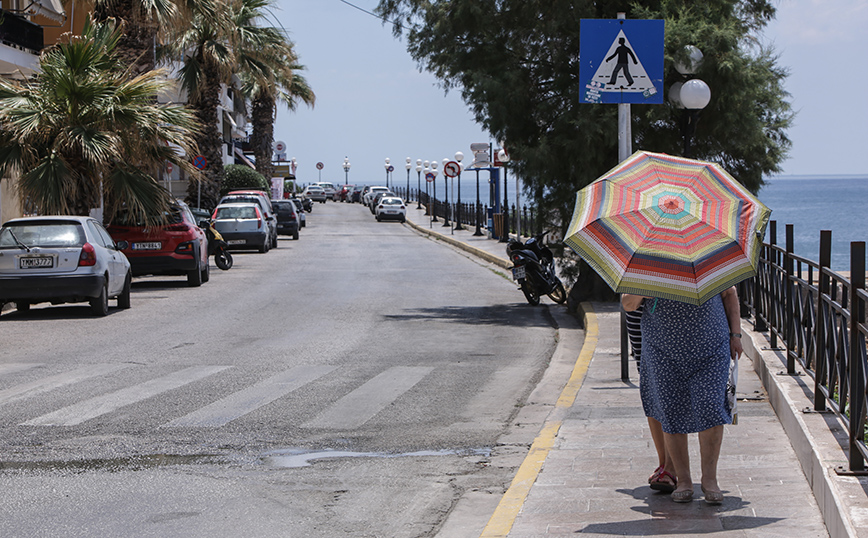 Καιρός: Ζέστη και βοριάδες σήμερα