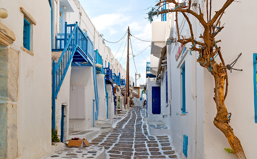 Σοκάκι στην Αντίπαρο Σοκάκι στην Αντίπαρο