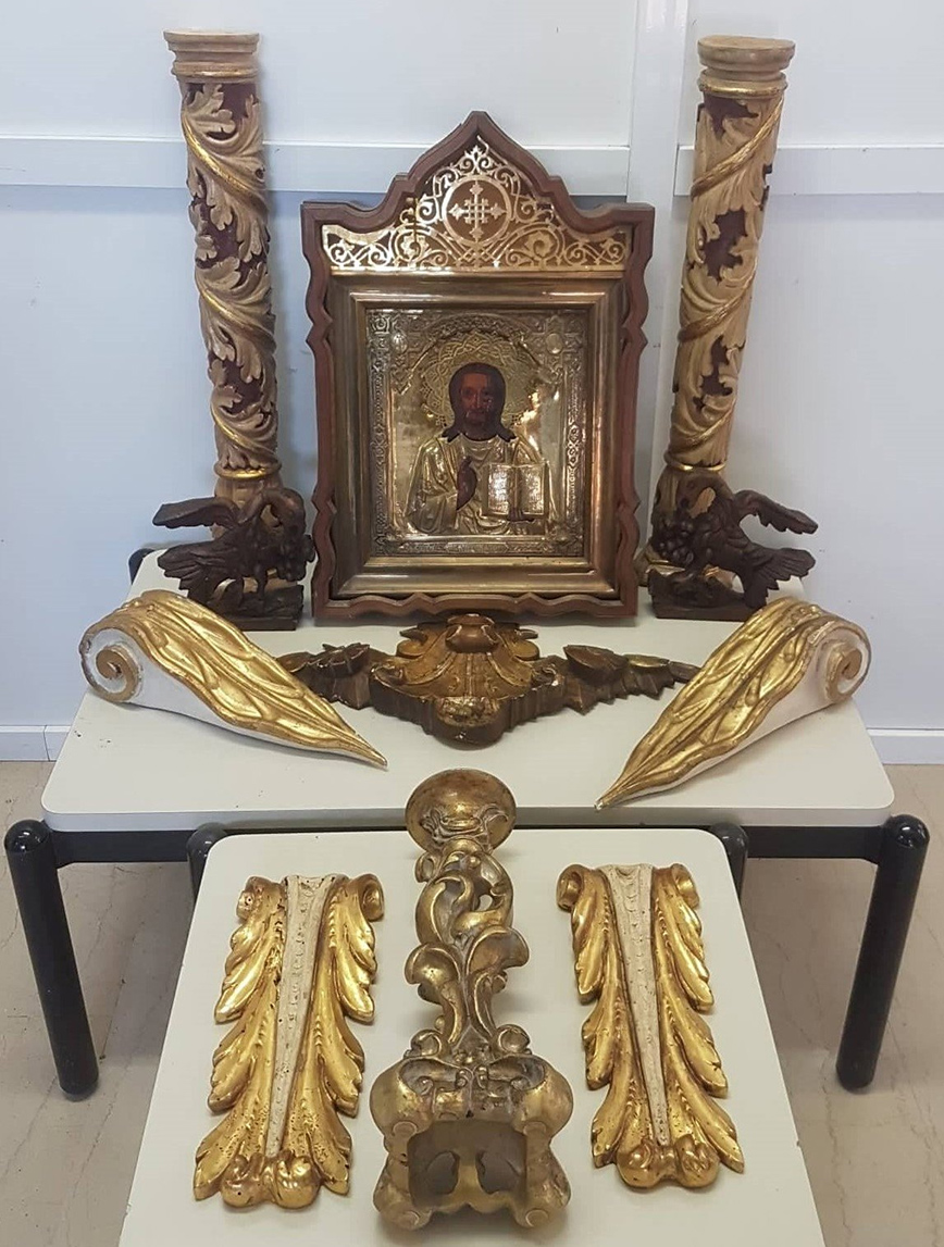 Συνελήφθη ένα άτομο στο σπίτι του οποίου βρέθηκαν εκκλησιαστικές εικόνες βυζαντινής και μεταβυζαντινής περιόδου Συνελήφθη ένα άτομο στο σπίτι του οποίου βρέθηκαν εκκλησιαστικές εικόνες βυζαντινής και μεταβυζαντινής περιόδου