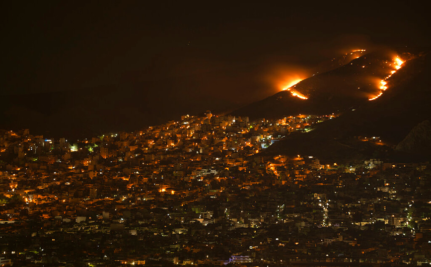 φωτιά στο Σχιστό φωτιά στο Σχιστό