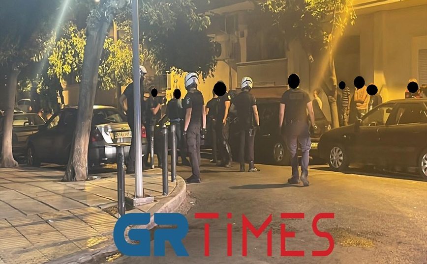 Θεσσαλονίκη: Άγριο ξύλο μεταξύ οικογενειών σε παιδική χαρά με αφορμή μία μπάλα