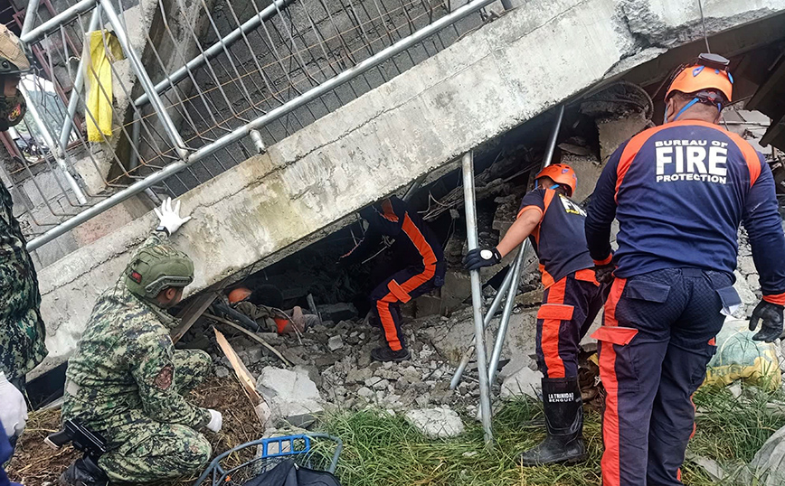 Σεισμός 7 Ρίχτερ στις Φιλιππίνες: 800 μετασεισμοί – Έξω κοιμήθηκαν οι κάτοικοι