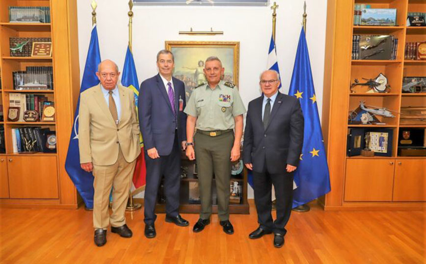 Συνάντηση Αρχηγού ΓΕΕΘΑ με Στελέχη της Lockheed Martin Συνάντηση Αρχηγού ΓΕΕΘΑ με Στελέχη της Lockheed Martin