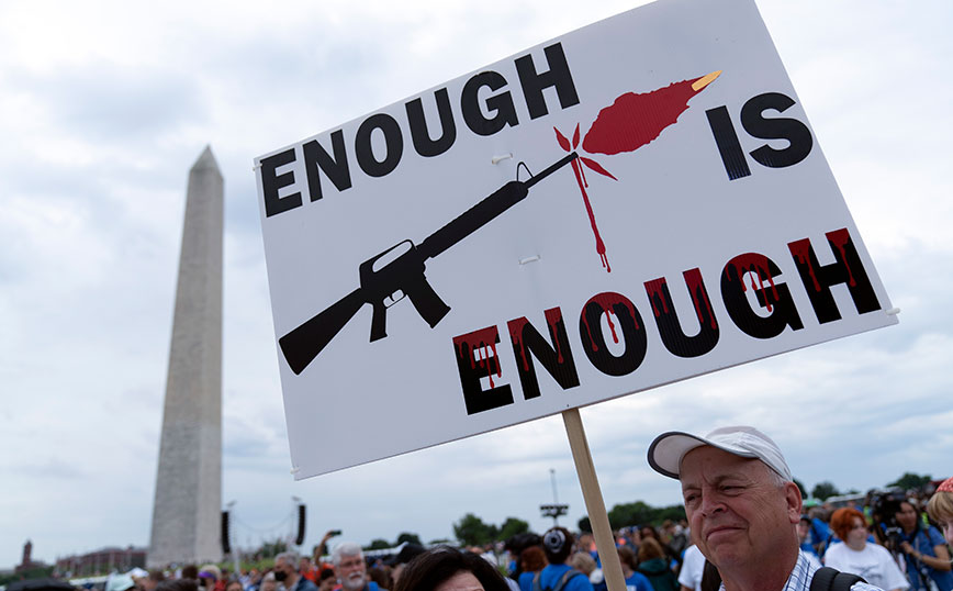ΗΠΑ: Η Βουλή των Αντιπροσώπων εξετάζει μετά από 20 χρόνια την απαγόρευση επιθετικών όπλων