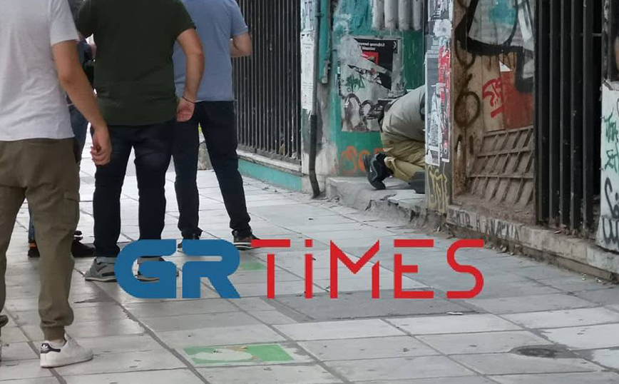 Αστυνομική επιχείρηση για την εκκένωση κατάληψης στην Εγνατία Αστυνομική επιχείρηση για την εκκένωση κατάληψης στην Εγνατία