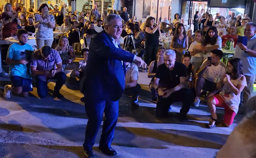 Το ζεϊμπέικο του Δημήτρη Κουτσούμπα στη Μακρακώμη