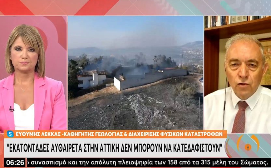 Φωτιά στην Πεντέλη – Ο Ευθύμιος Λέκκας περιγράφει την εικόνα που αντίκρισε: «Η πλαγιά έμοιαζε σαν βομβαρδισμένη»