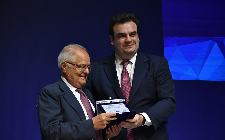 Κυριάκος Πιερρακάκης Κυριάκος Πιερρακάκης