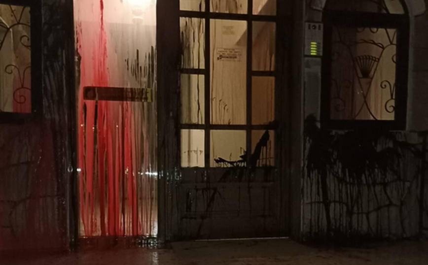 Θεσσαλονίκη: Πέταξαν μπογιές στο σπίτι του βουλευτή της Νέας Δημοκρατίας Σάββα Αναστασιάδη