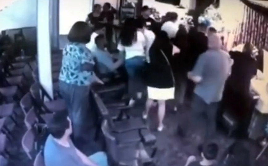 Χάος πάνω από το ανοιχτό φέρετρο Χάος πάνω από το ανοιχτό φέρετρο