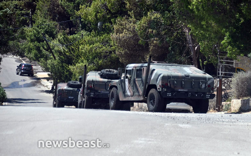 Φωτιά στην Πεντέλη Φωτιά στην Πεντέλη