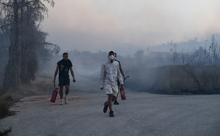 Φωτιά στην Πεντέλη: Οι συμβουλές στους πολίτες – Μάσκα, ενυδάτωση, όχι άσκοπες μετακινήσεις
