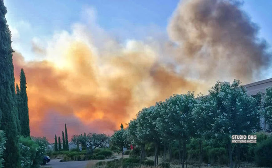 Φωτιά τώρα στην Αργολίδα: Εκκενώθηκε πολυτελές ξενοδοχείο