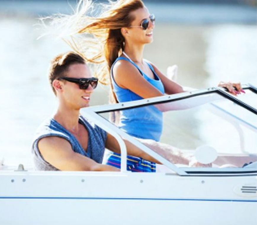 Δώρο γάμου πιλοτάρισμα ταχύπλοου Δώρο γάμου πιλοτάρισμα ταχύπλοου