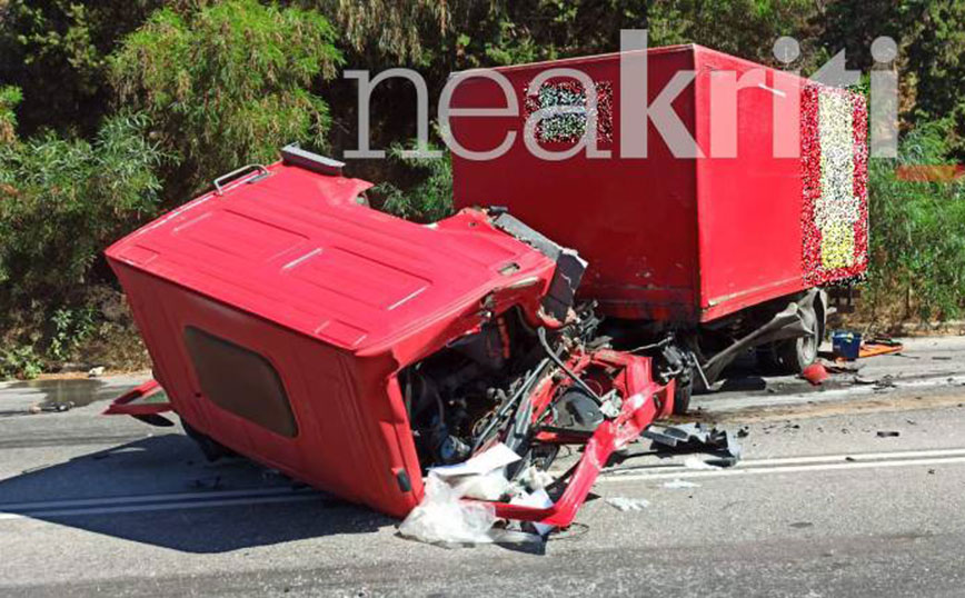 Τροχαίο σοκ στα Χανιά με νεκρή γυναίκα: Φορτηγό κόπηκε στα δύο μετά από σύγκρουση με αμάξι
