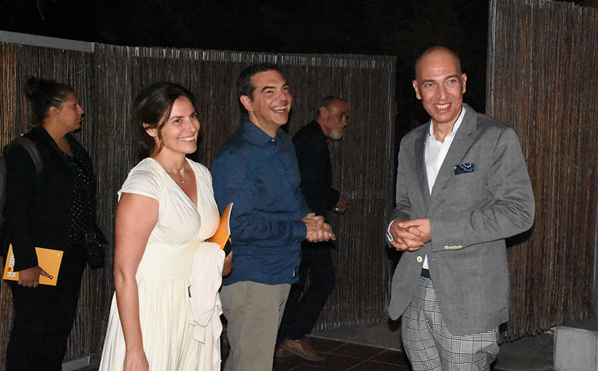 ΠΑΡΑΣΤΑΣΗ Η ΜΗΔΕΙΑ ΤΟΥ ΜΠΟΣΤ ΣΤΗΝ ΕΠΙΔΑΥΡΟ ΠΑΡΟΥΣΙΑ ΤΟΥ ΠΡΟΕΔΡΟΥ ΤΟΥ ΣΥΡΙΖΑ ΠΣ ΑΛΕΞΗ ΤΣΙΠΡΑ ΠΑΡΑΣΤΑΣΗ Η ΜΗΔΕΙΑ ΤΟΥ ΜΠΟΣΤ ΣΤΗΝ ΕΠΙΔΑΥΡΟ ΠΑΡΟΥΣΙΑ ΤΟΥ ΠΡΟΕΔΡΟΥ ΤΟΥ ΣΥΡΙΖΑ ΠΣ ΑΛΕΞΗ ΤΣΙΠΡΑ