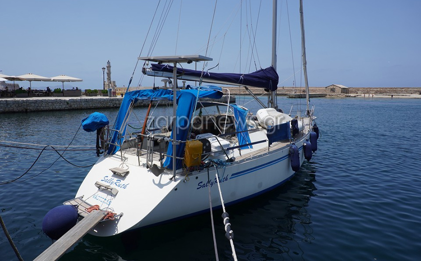 Ο Χανιώτης που ζει έξι χρόνια σε σκάφος Ο Χανιώτης που ζει έξι χρόνια σε σκάφος