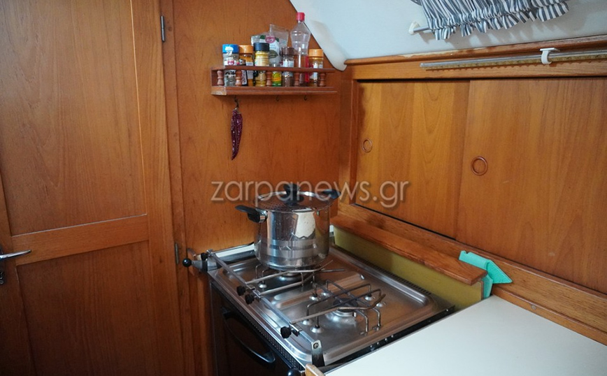 Ο Χανιώτης που ζει έξι χρόνια σε σκάφος Ο Χανιώτης που ζει έξι χρόνια σε σκάφος