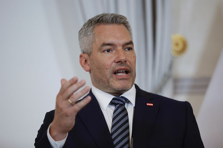 Καγκελάριος Αυστρίας: Να σταματήσουμε την τρέλα που εκτυλίσσεται καθημερινά στις αγορές ενέργειας